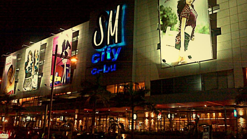 sm_mall_out_side